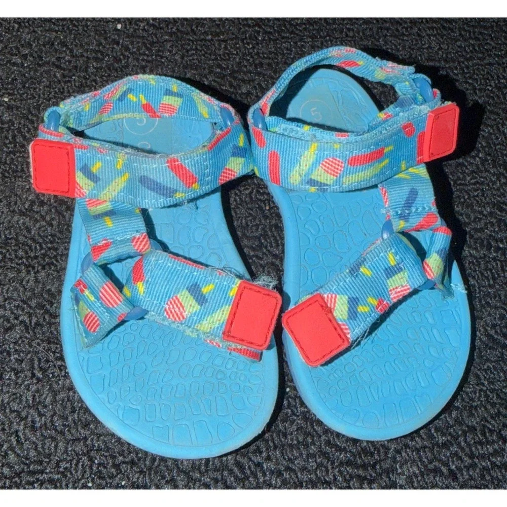 Cat & Jack Vanya Easy Closure Strap Ice Cream Patten Sandals Size 5